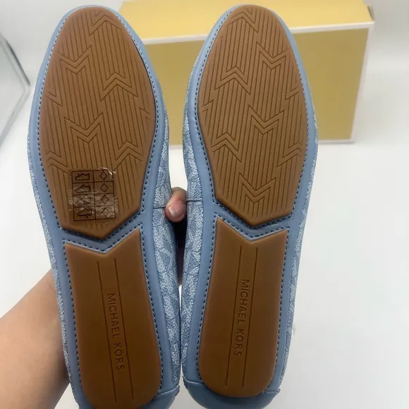 Michael Kors Lillie Moccasin Flat Shoes MK Signature Chambray Blue Size 5.5
