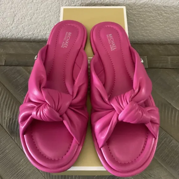 Michael Kors MMK Elena Knotted Slide Sandals, size 8