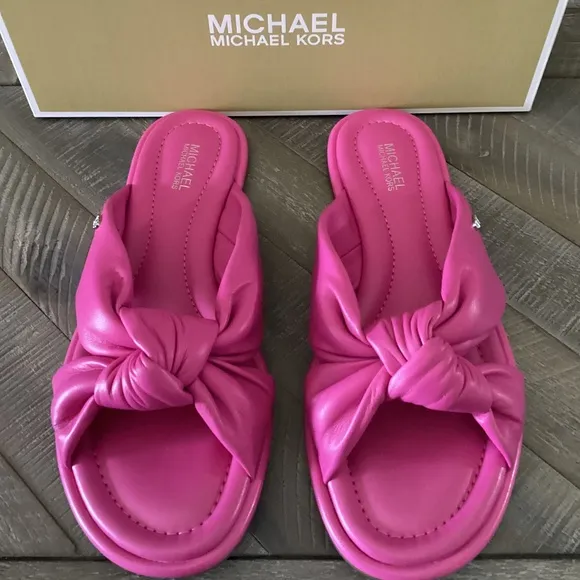 Michael Kors MMK Elena Knotted Slide Sandals, size 8