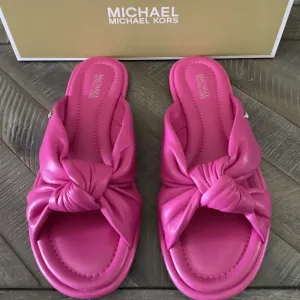 Michael Kors MMK Elena Knotted Slide Sandals, size 8