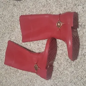Michael Kors Rubber Red rain boots size 8