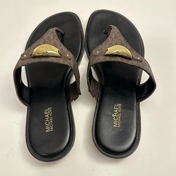 Michael Kors Tilly Thong Sandals Size 8.0 M