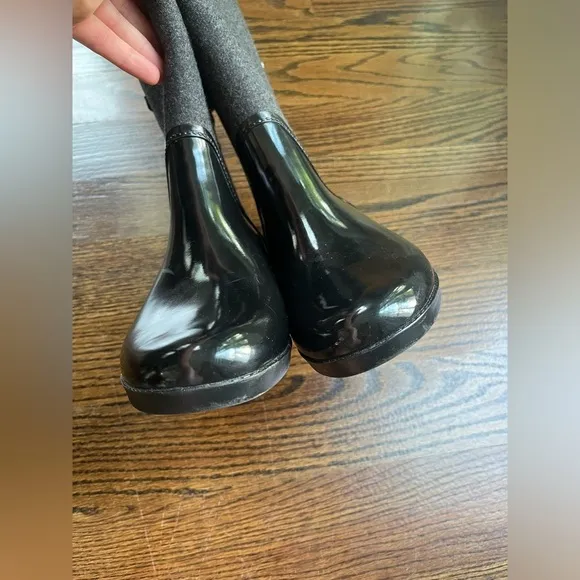 Michael Kors women rubber knee high boots size 8