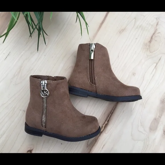 MICHAEL Michael Kors Girls' Emma Boots NEW