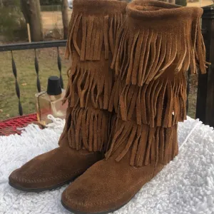 MINNETONKA Brown Suede Fringed Boots
