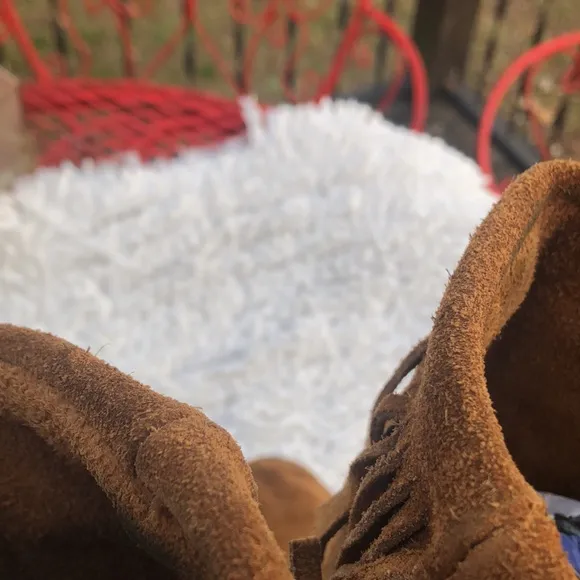 MINNETONKA Brown Suede Fringed Boots