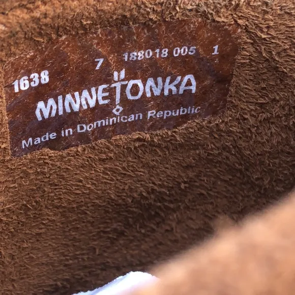 MINNETONKA Brown Suede Fringed Boots