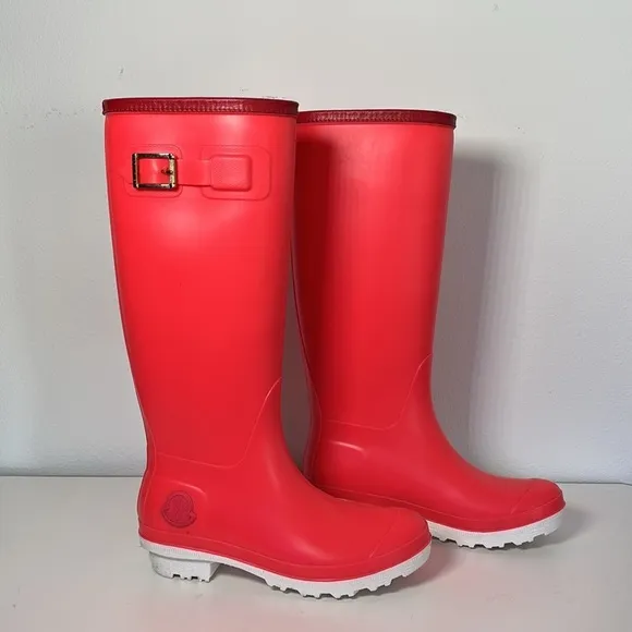 Moncler Women's Red Rubber Hermine Rain Boots Shoes - Red - 39