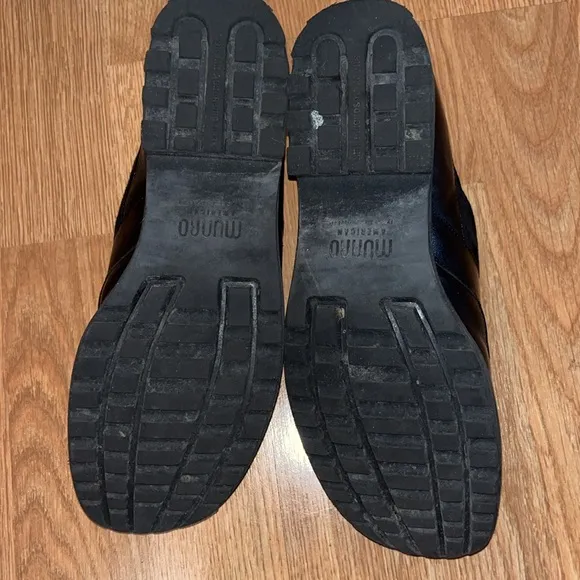 Munro Black Lace Up Shoes
