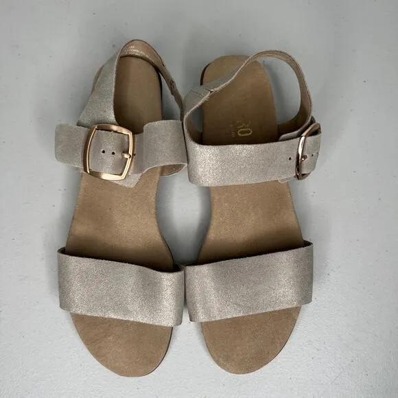 Munro Cleo Champagne Shimmer Sandals Size 7.5
