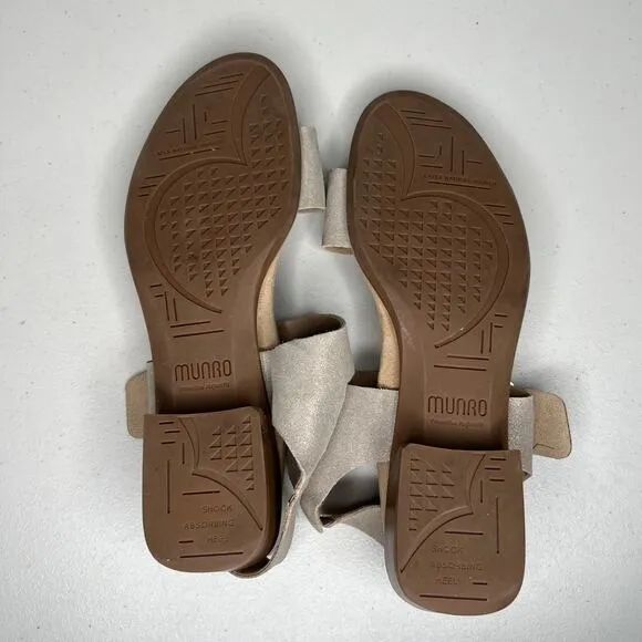 Munro Cleo Champagne Shimmer Sandals Size 7.5