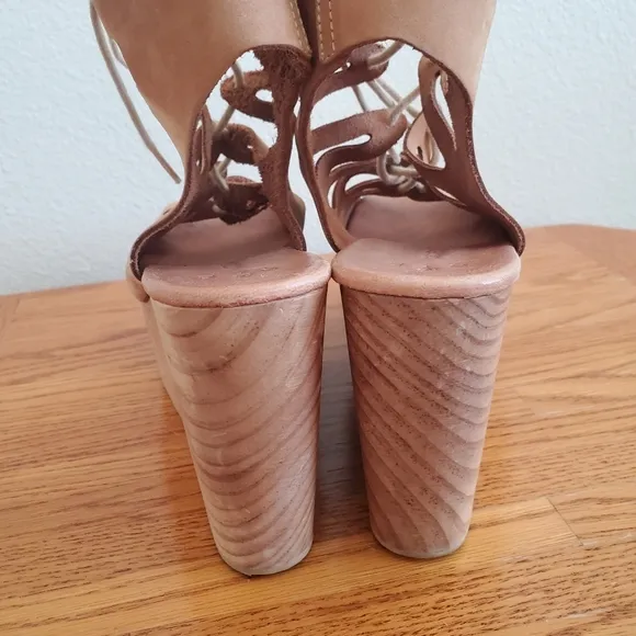 Musse &amp; Cloud Camel Color Leather Bohemian Lace Up Platform Sandals Women's 10