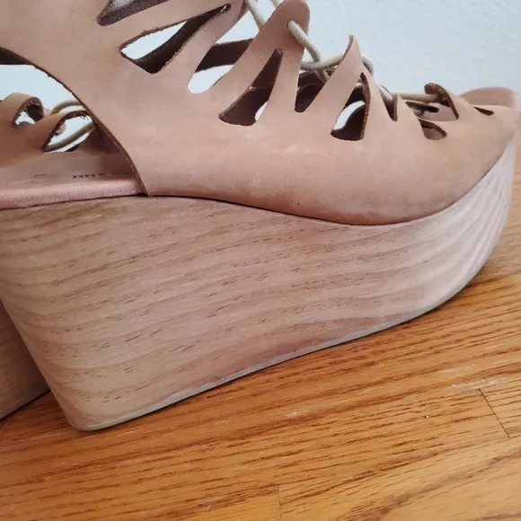 Musse &amp; Cloud Camel Color Leather Bohemian Lace Up Platform Sandals Women's 10
