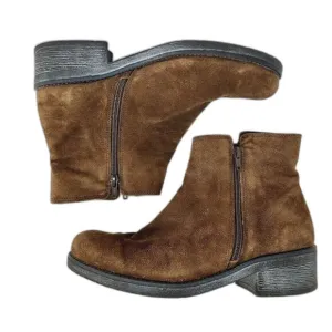 Naot Ankle Boots Women’s US 9L EUR 40 Brown Suede Leather Double Side Zip