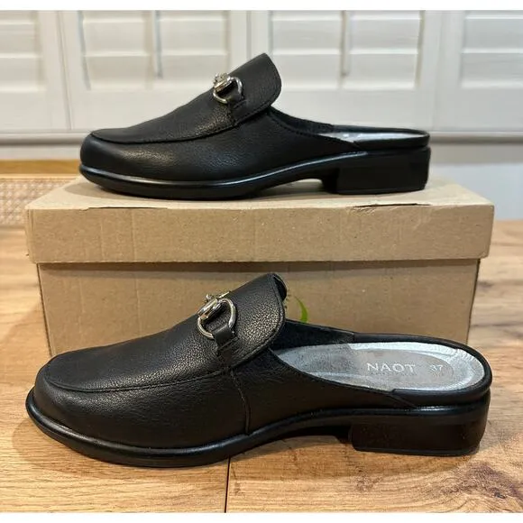 Naot Women's Halny Black Mules Sz 37 EU 6 US NIB Soft Black Leather Slip Ons