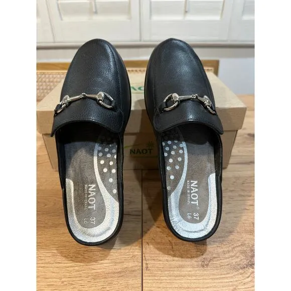 Naot Women's Halny Black Mules Sz 37 EU 6 US NIB Soft Black Leather Slip Ons