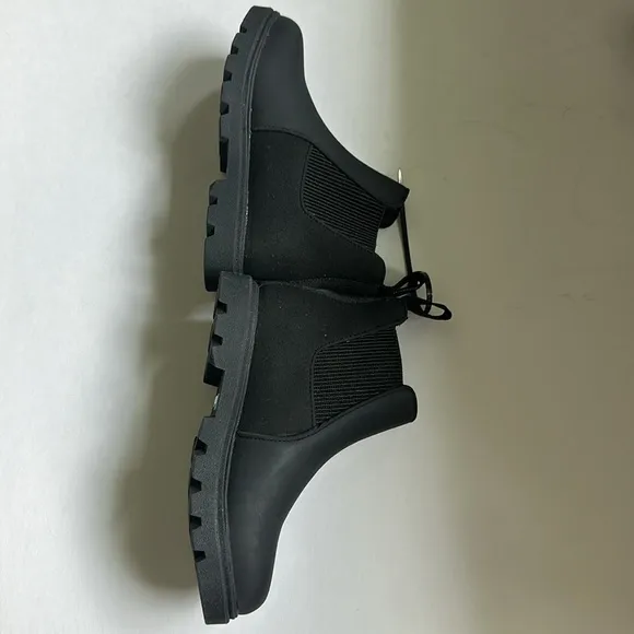 Native Shoes Kensington Treklite Chelsea Boot New