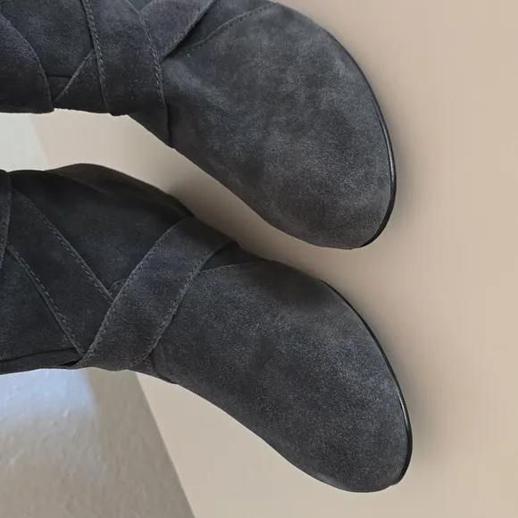Naughty Monkey knee high suede boots