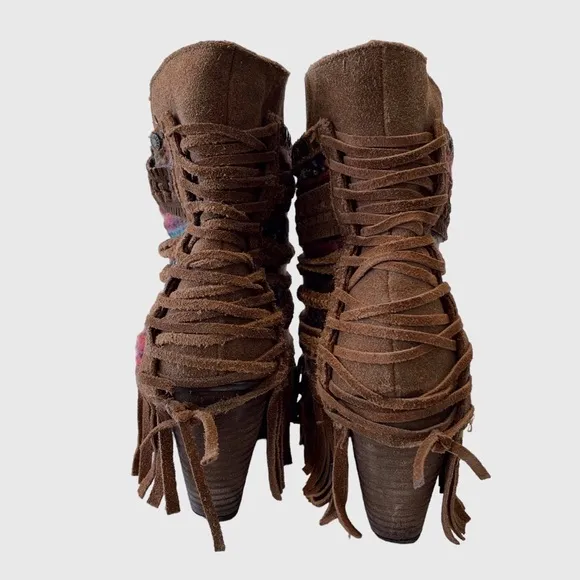 NAUGHTY MONKEY PONCHO BOOTS  NATIVE BOOTS BROWN SUEDE ANKLE BOOTIES SIZE 8.5