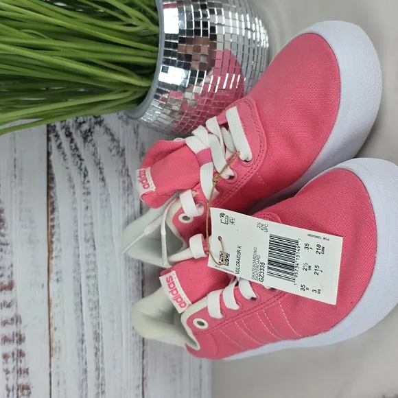NEW ADIDAS SIZE 3 GIRLS PINK SKATEBOARD SNEAKERS CANVAS SHOES
