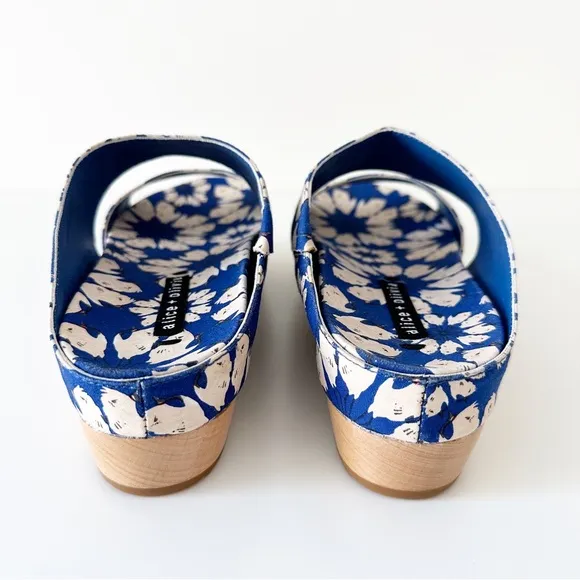 NEW Alice   Olivia Brianna Daisy Floral Platform Slip-On Sandals Blue Sz 7
