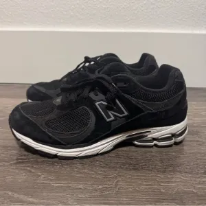 New Balance 2002r Black Gunmetal Womens 7.5 Sneakers Shoes Chunky Casual