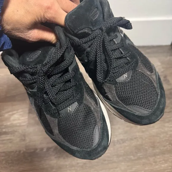 New Balance 2002r Black Gunmetal Womens 7.5 Sneakers Shoes Chunky Casual