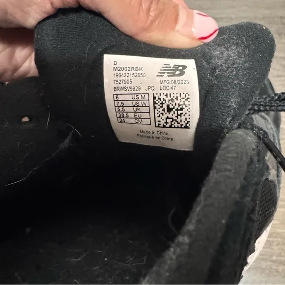 New Balance 2002r Black Gunmetal Womens 7.5 Sneakers Shoes Chunky Casual