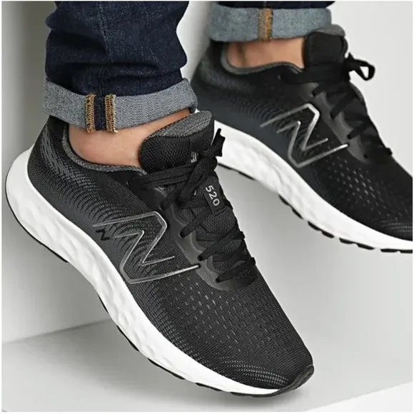 NEW BALANCE  520V8 Men's Running Shoes Black &amp; White Sneakers Size 12 NEW