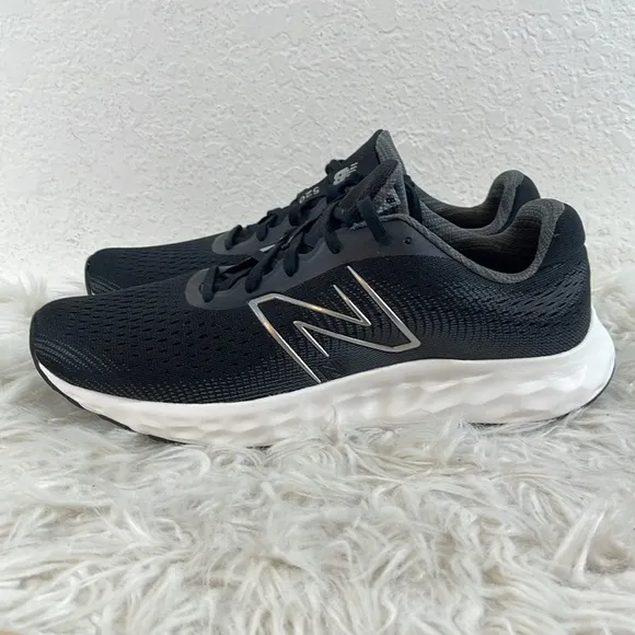 NEW BALANCE  520V8 Men's Running Shoes Black &amp; White Sneakers Size 12 NEW