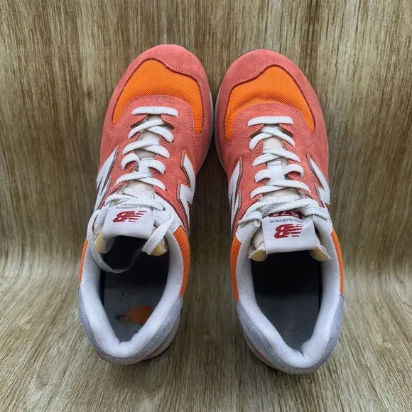New Balance 574 Classics Men's Size 9.5 D Orange Suede Sneakers Shoes U574RCB