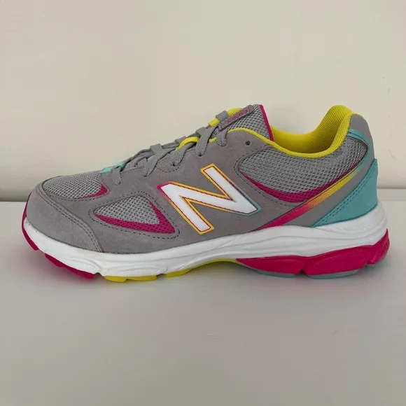 New Balance 888V2 Big Kids/Women’s Sneakers Running Shoes Gray Rainbow Size 6