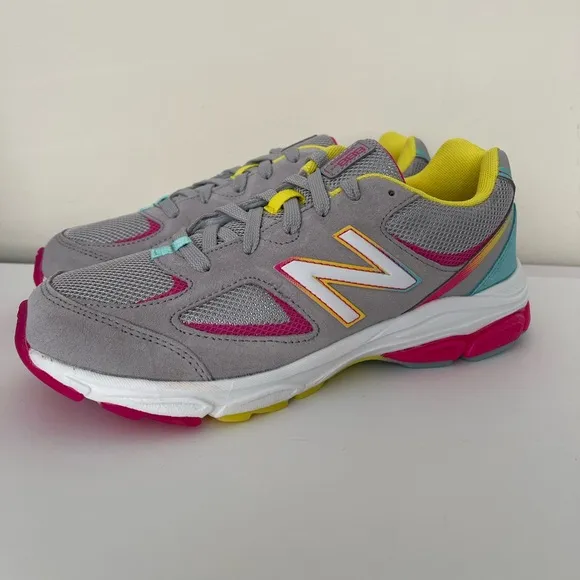 New Balance 888V2 Big Kids/Women’s Sneakers Running Shoes Gray Rainbow Size 6