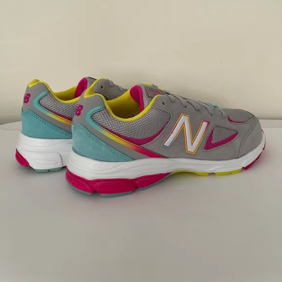 New Balance 888V2 Big Kids/Women’s Sneakers Running Shoes Gray Rainbow Size 6