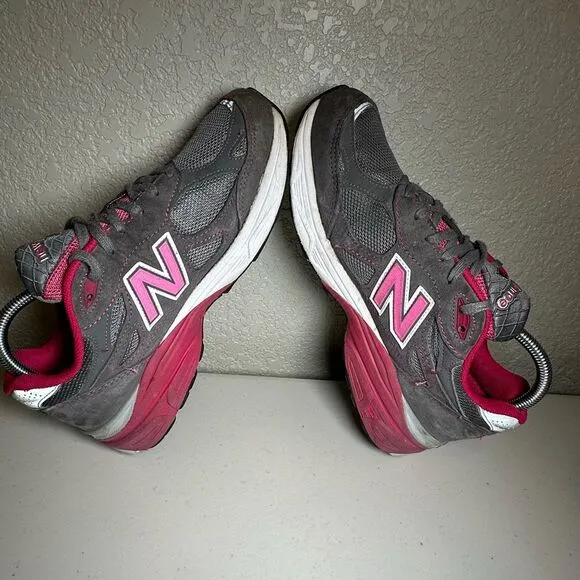New Balance 990 V3 Womens Size 9.5 Walking Shoes Gray W990KM3 Suede Lace Up Mesh