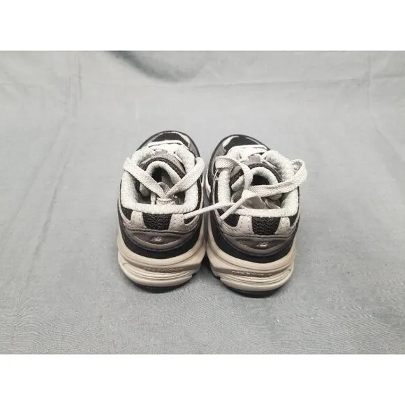 New Balance Toddler's 990V 6 (TD) Sneakers Lace Up Black Gray Size 4 NEW IN BOX!