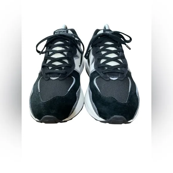 New Balance/Figs 57/40 Sneakers Size 7.5