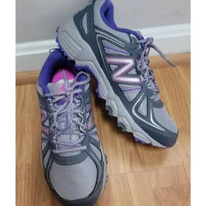 New Balance Women's All Terrain Sneaker 9.5