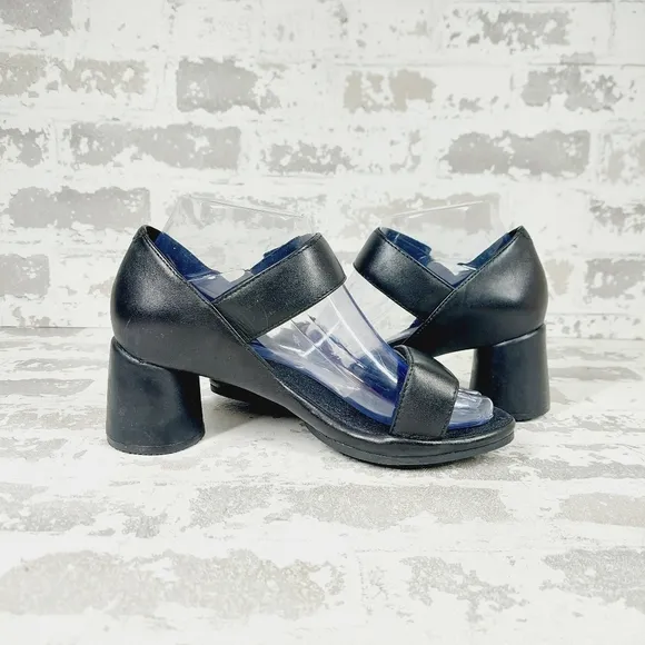NEW Camper Upright Women's Black Leather Block Heel Summer Sandals E942