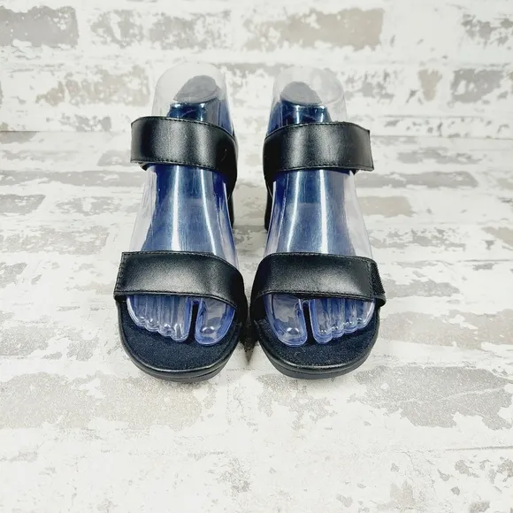 NEW Camper Upright Women's Black Leather Block Heel Summer Sandals E942