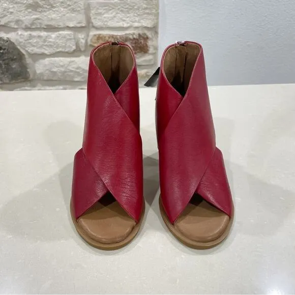 NEW Carmela Tina Leather Criss Cross Block Heel Sandals Red 36