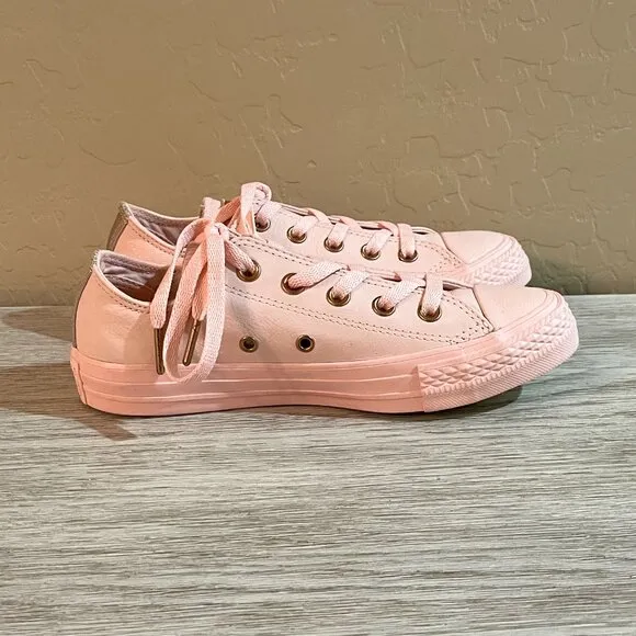 New Converse All Star Lace Up Sneakers 6 Pink Leather Rose Gold Never Worn