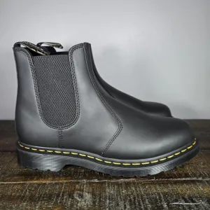 NEW Dr Martens 2976 Mens Size 10 Leather Chelsea Boots Black Womens 11