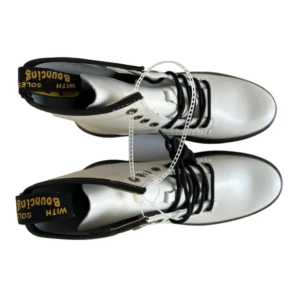 New Dr Martens combat boots white leather ankle Zavala womens 8