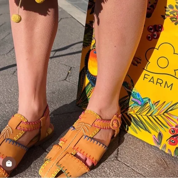 New Farm Rio Palm Trees Caramel Leather Sandals Size 10
