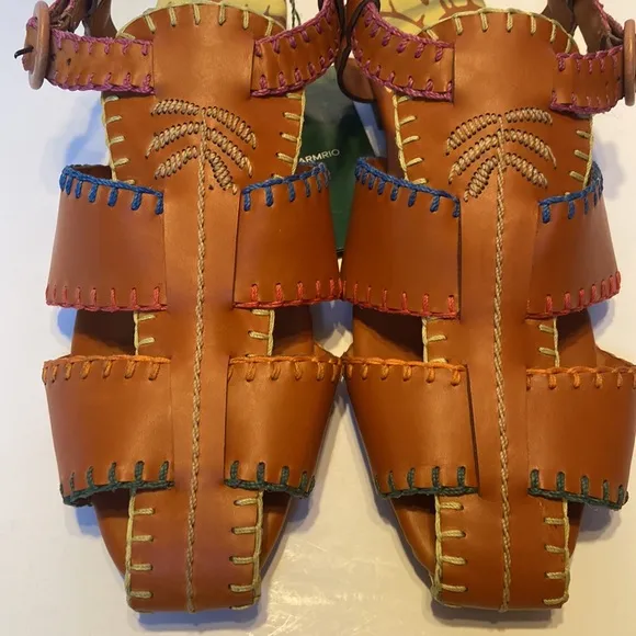 New Farm Rio Palm Trees Caramel Leather Sandals Size 10