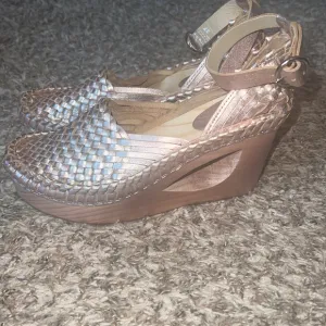 New Free People fun leather wedge heels , shoes -w. ankle strap, sz 7