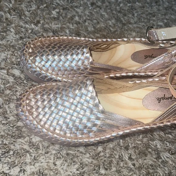 New Free People fun leather wedge heels , shoes -w. ankle strap, sz 7