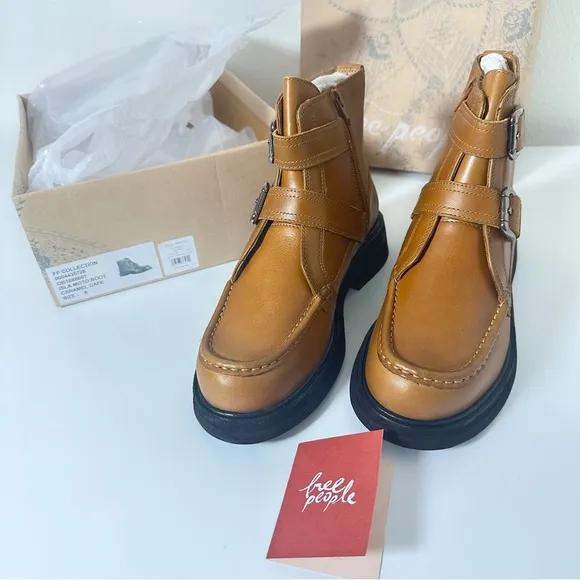 New in Box Island Moto Boots in Caramel Cafe size 8