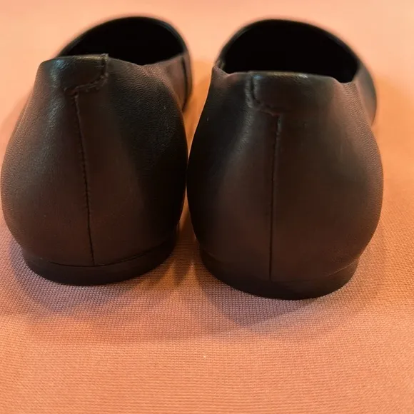 New Karl Lagerfeld Leather Shoes. Black. Size 8.